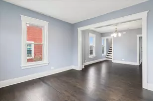 446 S Jackson St, Waukegan, IL 60085 - Photo 2