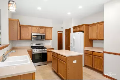 790 Bohannon Circle, Oswego, IL 60543 - Photo 12