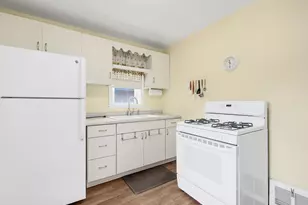 9516 Jackson Ave, Brookfield, IL 60513 - Photo 8