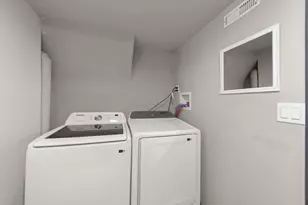 1918 S 9th Ave, Maywood, IL 60153 - Photo 18