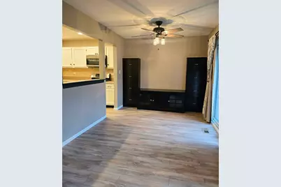 7030 Park Lane Court #101, Woodridge, IL 60517 - Photo 4