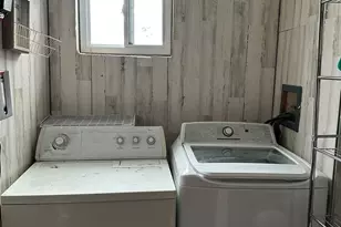 1922 Portland Ave, Savanna, IL 61074 - Photo 10