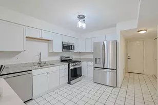 120 White Birch Ln, Westmont, IL 60559 - Photo 16