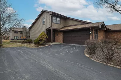 120 White Birch Lane, Westmont, IL 60559 - Photo 2