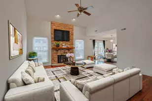 120 White Birch Ln, Westmont, IL 60559 - Photo 10