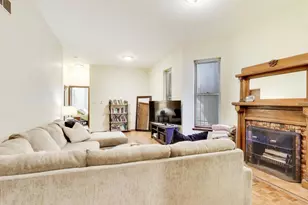 922 W Fullerton Ave, Chicago, IL 60614 - Photo 4