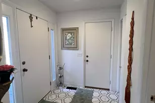 466 44th Ave Ct, East Moline, IL 61244 - Photo 2