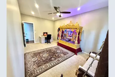 705 Blue Ridge Drive, Streamwood, IL 60107 - Photo 22