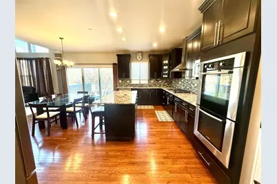 705 Blue Ridge Drive, Streamwood, IL 60107 - Photo 16