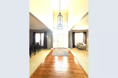 705 Blue Ridge Drive, Streamwood, IL 60107 - Photo 4