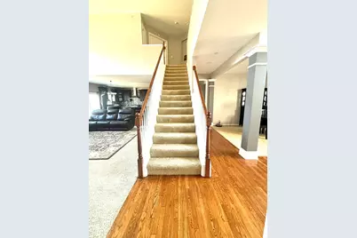 705 Blue Ridge Drive, Streamwood, IL 60107 - Photo 8