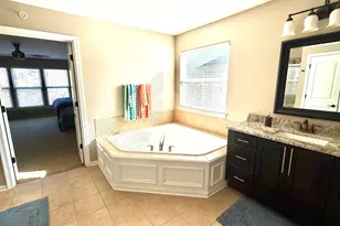 705 Blue Ridge Dr, Streamwood, IL 60107 - Photo 28