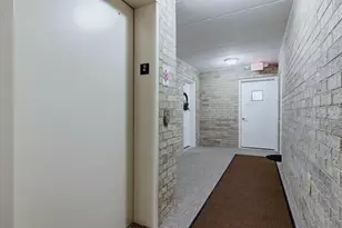 5130 Midlothian, Crestwood, IL 60418 - Photo 2