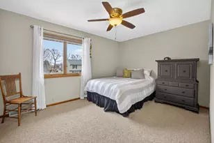 3615 74th St, Moline, IL 61265 - Photo 30