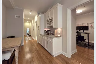 20 N Aberdeen Street #207, Chicago, IL 60607 - Photo 8