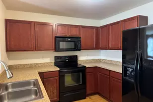 162 Bertram Dr, Yorkville, IL 60560 - Photo 8