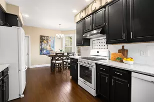 1145 Oxford Ln, Lake Zurich, IL 60047 - Photo 16