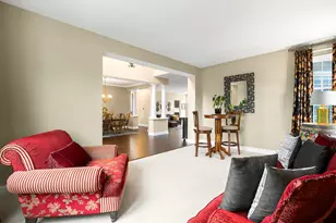 1145 Oxford Ln, Lake Zurich, IL 60047 - Photo 10