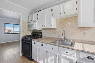 722 W Park Avenue, Aurora, IL 60506 - Photo 8