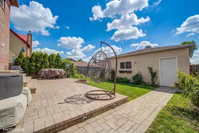 5233 N Osceola Avenue, Chicago, IL 60656 - Photo 42