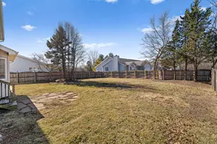 262 Lakeview Ct, Steger, IL 60475 - Photo 24