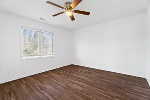 262 Lakeview Ct, Steger, IL 60475 - Photo 16