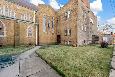 318 E 74th Street, Chicago, IL 60619 - Photo 4