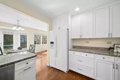 2206 Worthing Drive, Naperville, IL 60565 - Photo 8