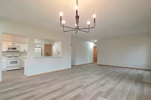 8237 Auburn Ln, Frankfort, IL 60423 - Photo 8