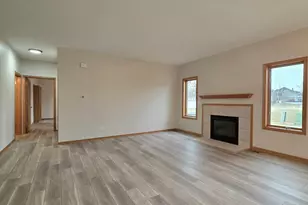 8237 Auburn Ln, Frankfort, IL 60423 - Photo 10