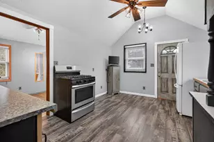 272 S Michigan Ave, Bradley, IL 60915 - Photo 18