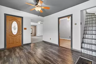 272 S Michigan Ave, Bradley, IL 60915 - Photo 8