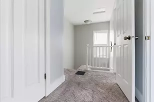 205 E Oak St, Fairbury, IL 61739 - Photo 14