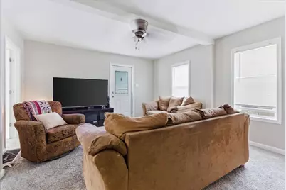 205 E Oak Street, Fairbury, IL 61739 - Photo 8