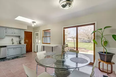 17541 Maple Avenue, Lansing, IL 60438 - Photo 6