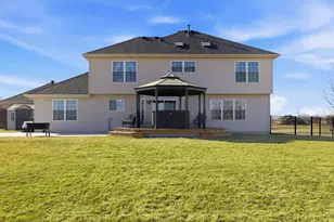 30867 Sea Sprite Dr, Wilmington, IL 60481 - Photo 32