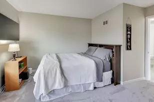 83 Thornhill Ln, Lake Barrington, IL 60010 - Photo 18