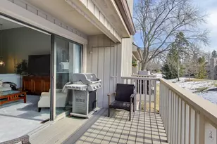 83 Thornhill Ln, Lake Barrington, IL 60010 - Photo 24