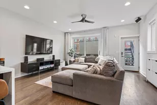 2731 W Cortez St, Chicago, IL 60622 - Photo 16