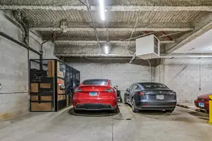 3057 N Lincoln Ave, Chicago, IL 60657 - Photo 24