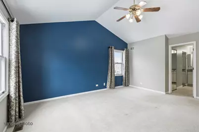 246 Montclair Road, Vernon Hills, IL 60061 - Photo 20