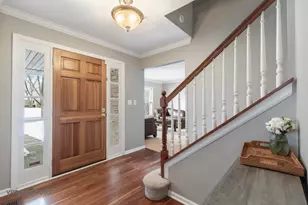 246 Montclair Rd, Vernon Hills, IL 60061 - Photo 16