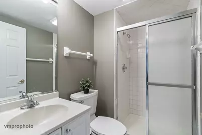 246 Montclair Road, Vernon Hills, IL 60061 - Photo 28