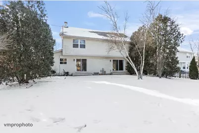 246 Montclair Road, Vernon Hills, IL 60061 - Photo 38