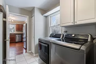 246 Montclair Rd, Vernon Hills, IL 60061 - Photo 14