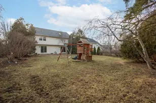 246 Montclair Rd, Vernon Hills, IL 60061 - Photo 42