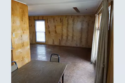 19 Helm Road, Carpentersville, IL 60110 - Photo 4