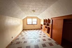 322 W 107th Pl, Chicago, IL 60628 - Photo 8