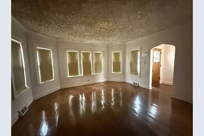 322 W 107th Place, Chicago, IL 60628 - Photo 2