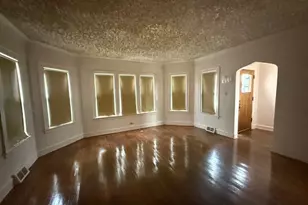 322 W 107th Pl, Chicago, IL 60628 - Photo 2